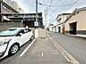 駐車場：【共用部】敷地内駐車場です。月額5000～12000円の区画がございます。