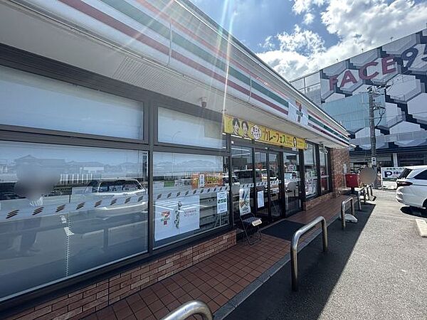 【周辺環境】セブンイレブン高須東4丁目店まで約450ｍ（徒歩約6分）です。