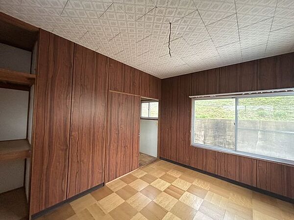 【リフォーム予定】2階洋室です。照明器具は新設してお引き渡し予定です。