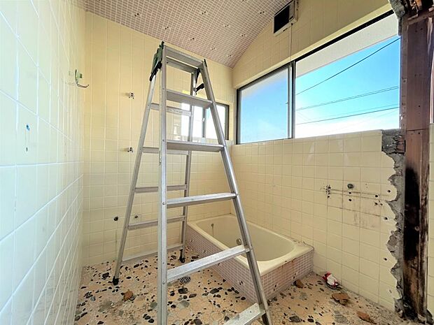 【リフォーム中】浴室はハウステック製ユニットバスに新品交換予定です。新しい浴室で毎日の疲れを癒して頂けます。