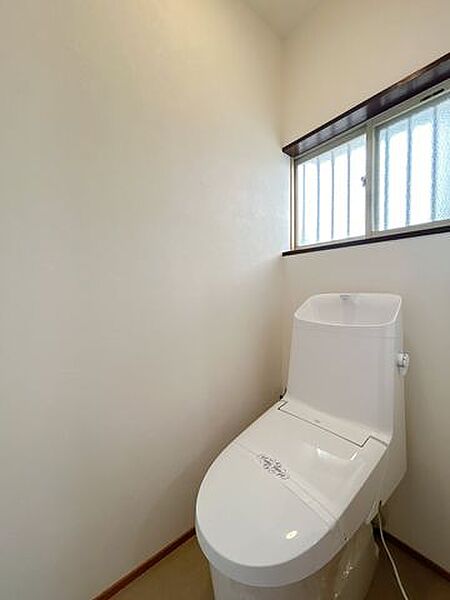【リフォーム済】トイレは新品に交換しました。