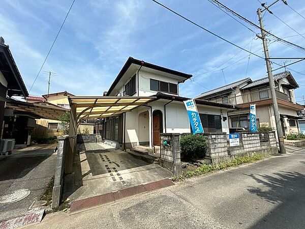 【リフォーム中】外観です。外壁塗装をおこないます。