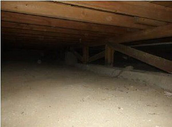 【リフォーム中】中古住宅の3大リスクである、雨漏り、主要構造部分の欠陥や腐食、給排水管の漏水や故障を2年間保証します。
