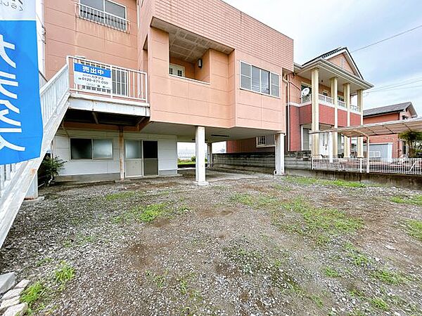 【リフォーム中】駐車場です。砕石敷き込みを行います。