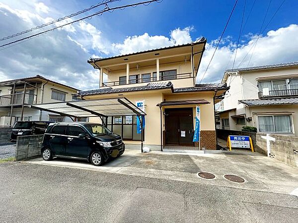 価格には消費税を含みます。自社物件につき随時ご案内可能。内覧希望の方はお電話ください。