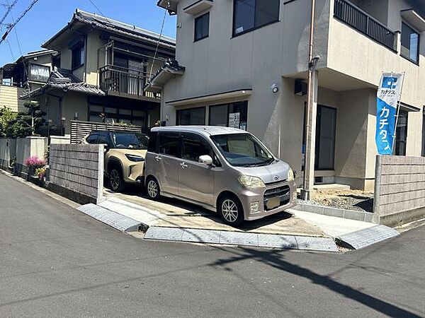 【リフォーム済】駐車場は拡張工事をおこないました。