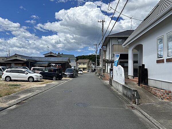 【前面道路】前面道路は幅員約5mです。