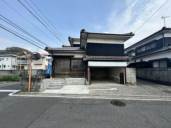 外観：338000054155