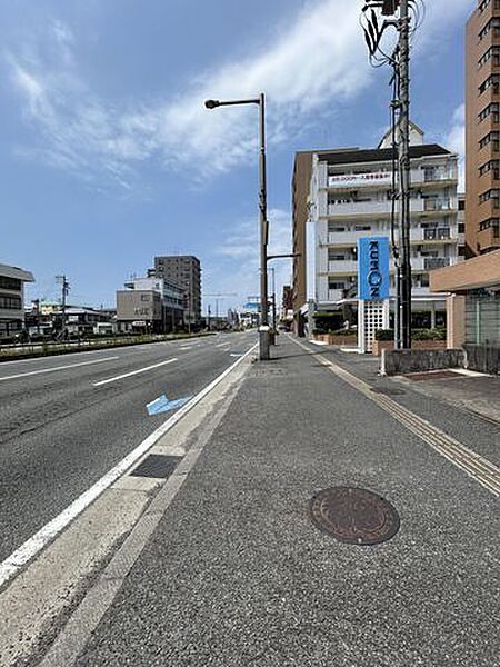 西側道路