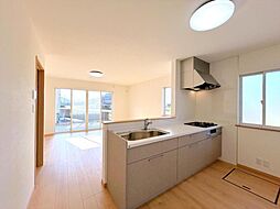 木田郡三木町大字井上　戸建て 4SLDKのリビング/ダイニング