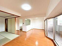 アルファシティ屋島六番館　704 3LDKのリビング/ダイニング