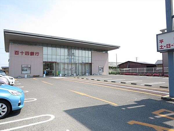 百十四銀行仏生山支店まで650ｍ、車で2分です。