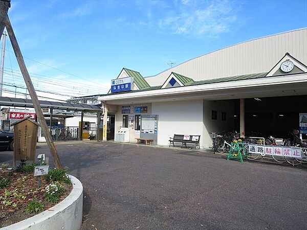 仏生山駅(琴平電鉄 琴平線)まで1210ｍ、自転車で6分です。