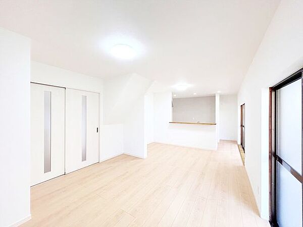 （リフォーム済）LDK別アングル家族一緒の時間をゆったり過ごしてくださいね。