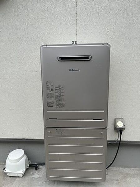 （リフォーム済）給湯器を交換しました。お使いいただくガス会社の指定がございます。詳しくは担当にお問合せください。