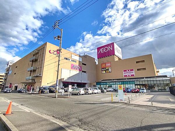 イオン高松東店様まで1200ｍ、車で5分です。