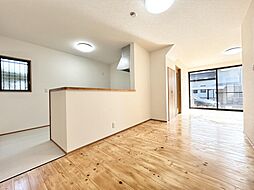 土佐市高岡町甲　戸建て 4LDKのリビング/ダイニング