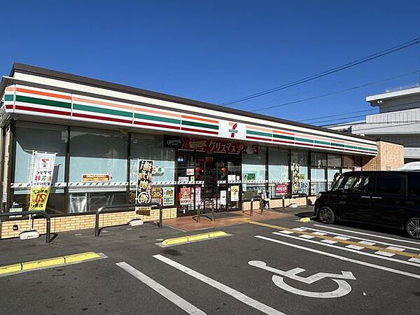 朝倉第二 セブンイレブン高知若草店まで約280m(徒歩約4分) 500m