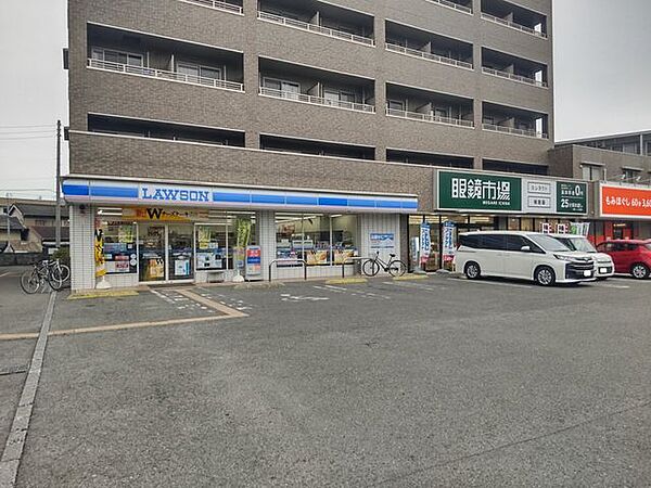 【周辺環境】ローソン高知朝倉駅前店まで500m（徒歩約7分）