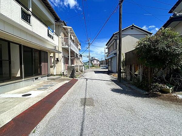 【前面道路】前面道路は高知市道に指定されています。