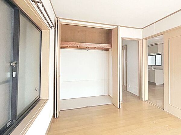 【リフォーム中】1階洋室の収納です。