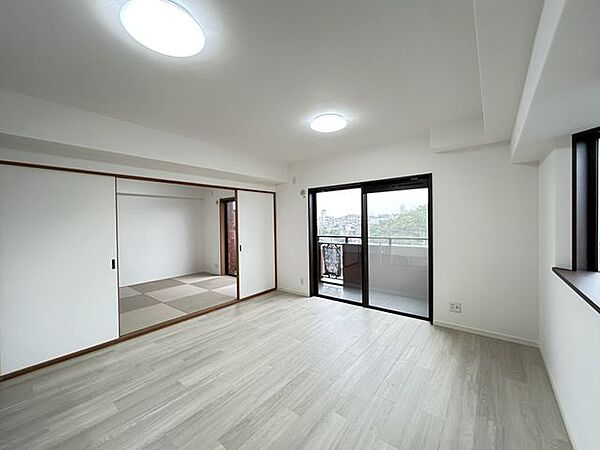 【リフォーム済】リビングダイニング　別アングル