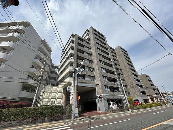 マンション外観別アングル