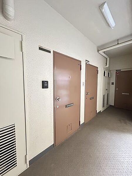 玄関ドア