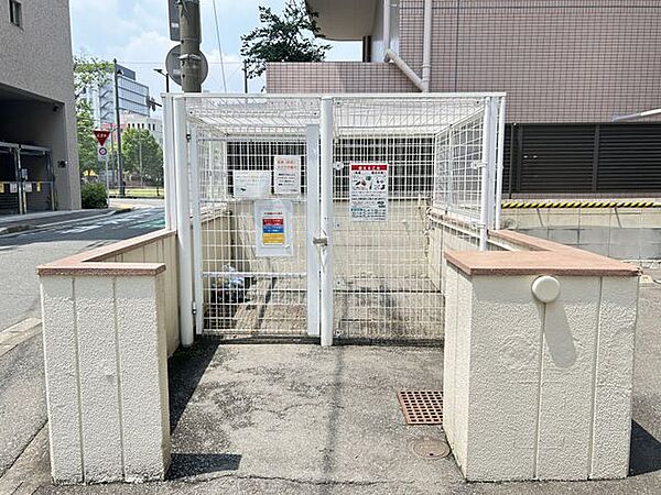 ゴミ置き場