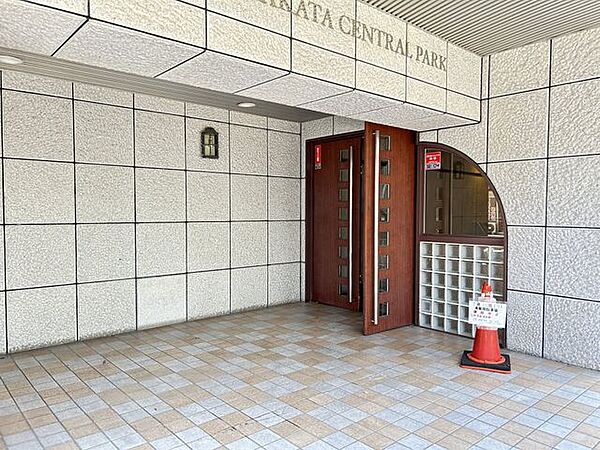 建物入口