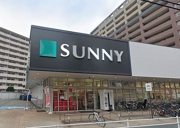 サニー美野島店 スーパー「サニー」美野島店様まで徒歩2分（約120M）です。24時間営業しているので仕事で帰りが遅い日も大助かりですよ。
