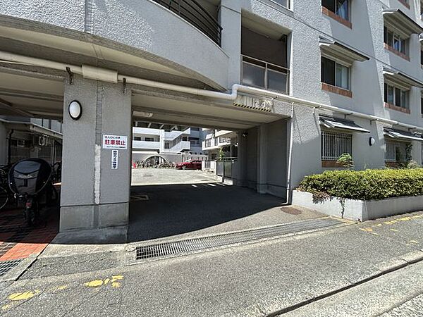 駐車場入口