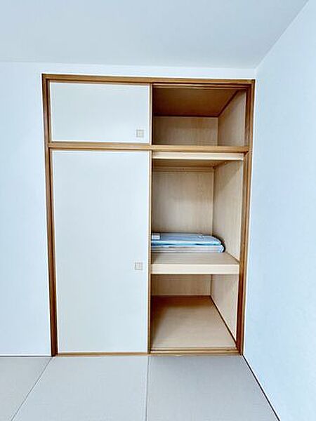 【リフォーム済】和室4.5帖押入れ