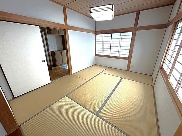 【期間限定現況販売】1階和室別アングルの写真です。