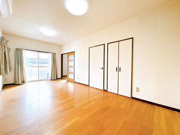 【期間限定現況販売】2階の洋室です。