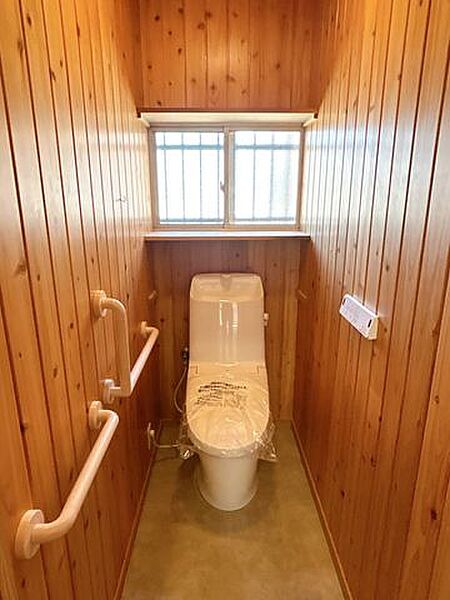 【リフォーム済】トイレ本体は新品交換を行いました。