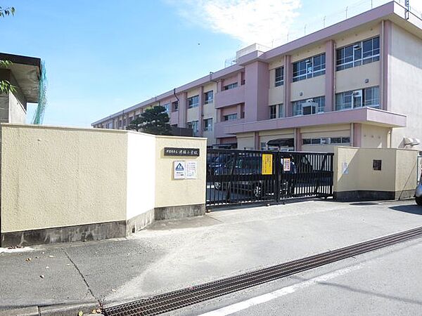 【近隣写真】久留米市立津福小学校まで約1km