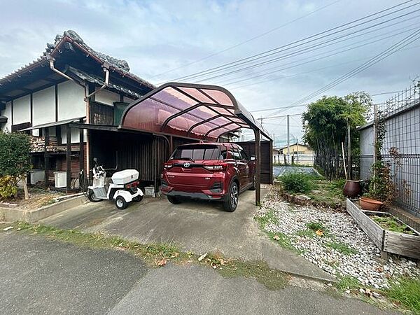 【現況】駐車場