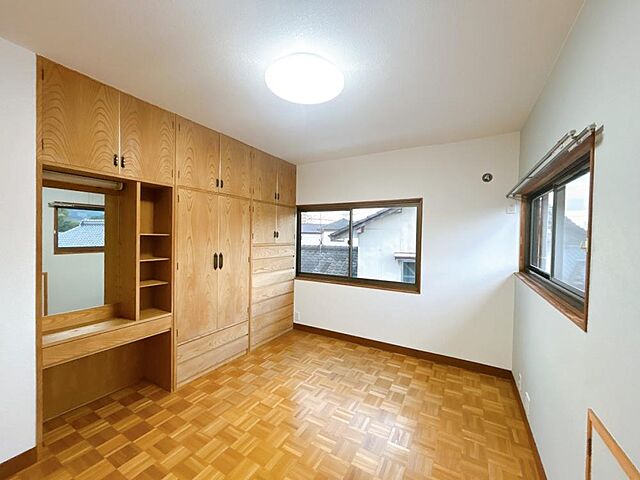 室内 八代市豊原上町2907-2