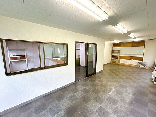 【リフォーム済】1階の倉庫部分写真です。