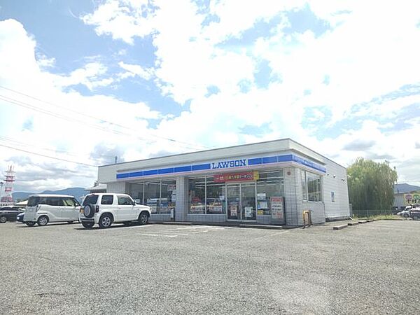 【周辺環境】ローソン宇佐四日市南店様まで約370ｍ（徒歩約5分）