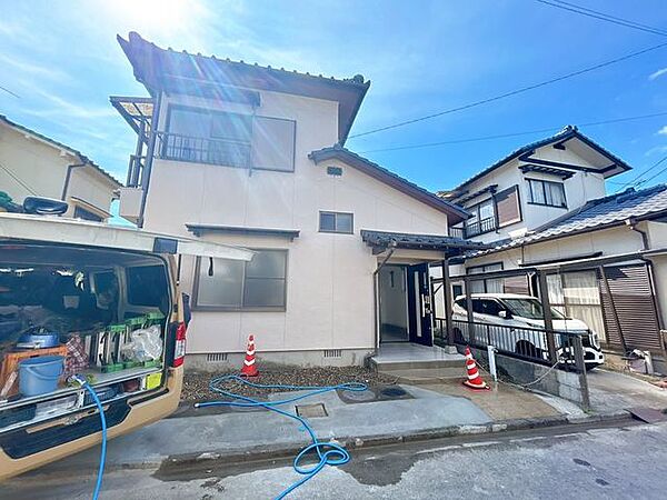 【リフォーム中8.22撮影】外観です。