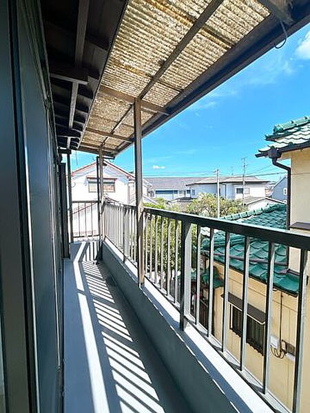 【リフォーム中8.22撮影】ベランダ写真です。防水塗装を施しました。
