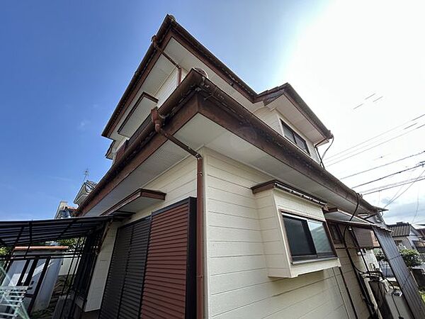 【リフォーム中】北側外観です。外壁と屋根は塗装します。