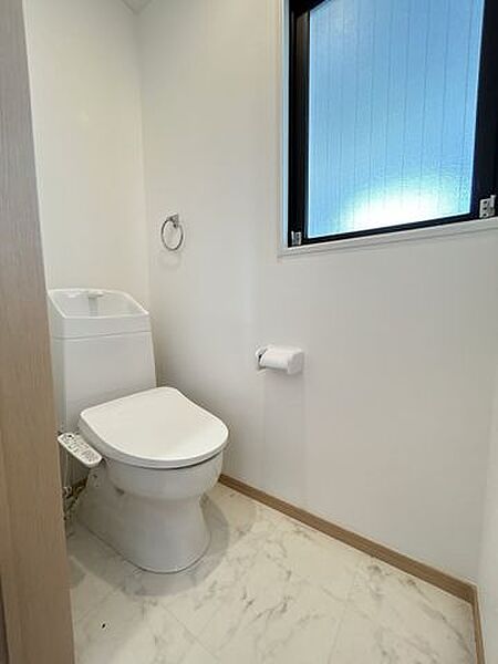 【リフォーム済】トイレは新品に交換しました。