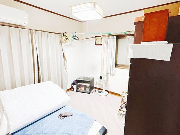 【現地写真/洋室】洋室です。ライフスタイルに合わせて自由にお使いいただける洋室です。お荷物は撤去いたします。