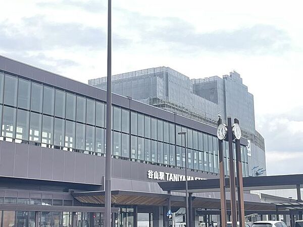 谷山駅(JR九州 指宿枕崎線) 徒歩37分。【周辺環境】谷山駅まで約650ｍ（徒歩9分）。通学やお車を手放された後でも便利ですね。 2910m