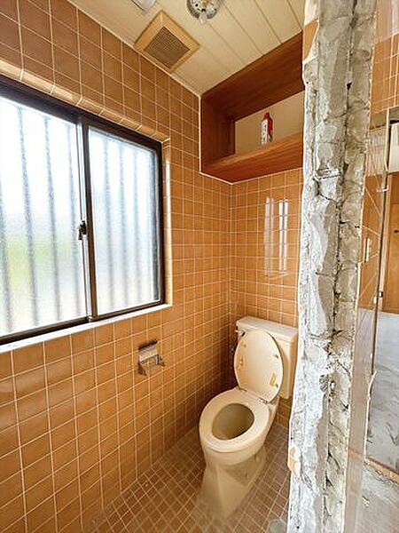 トイレを拡大表示