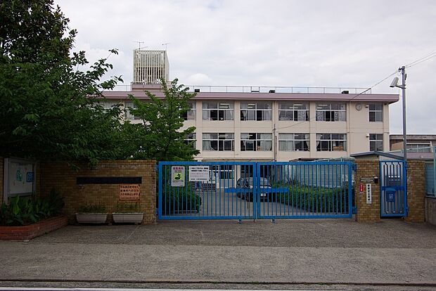 【小学校】川西市立清和台南小学校まで465ｍ