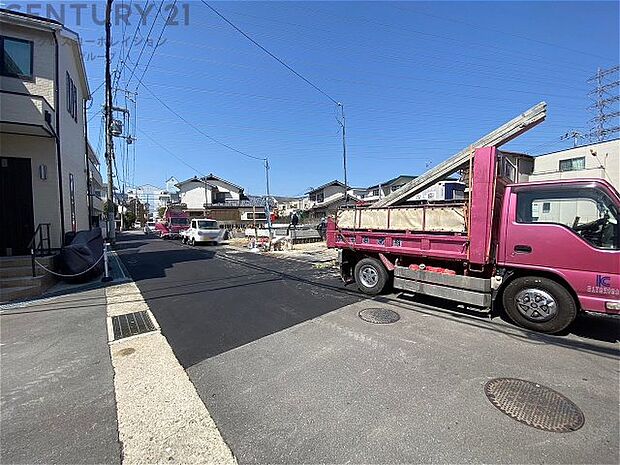 前面道路含む現地写真